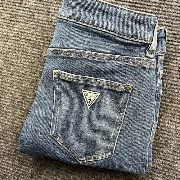 Guess Jeans Women's Size 29x31 Light Blue Acid Wash Skinny High-Rise 1981 USA - Picture 1 of 9